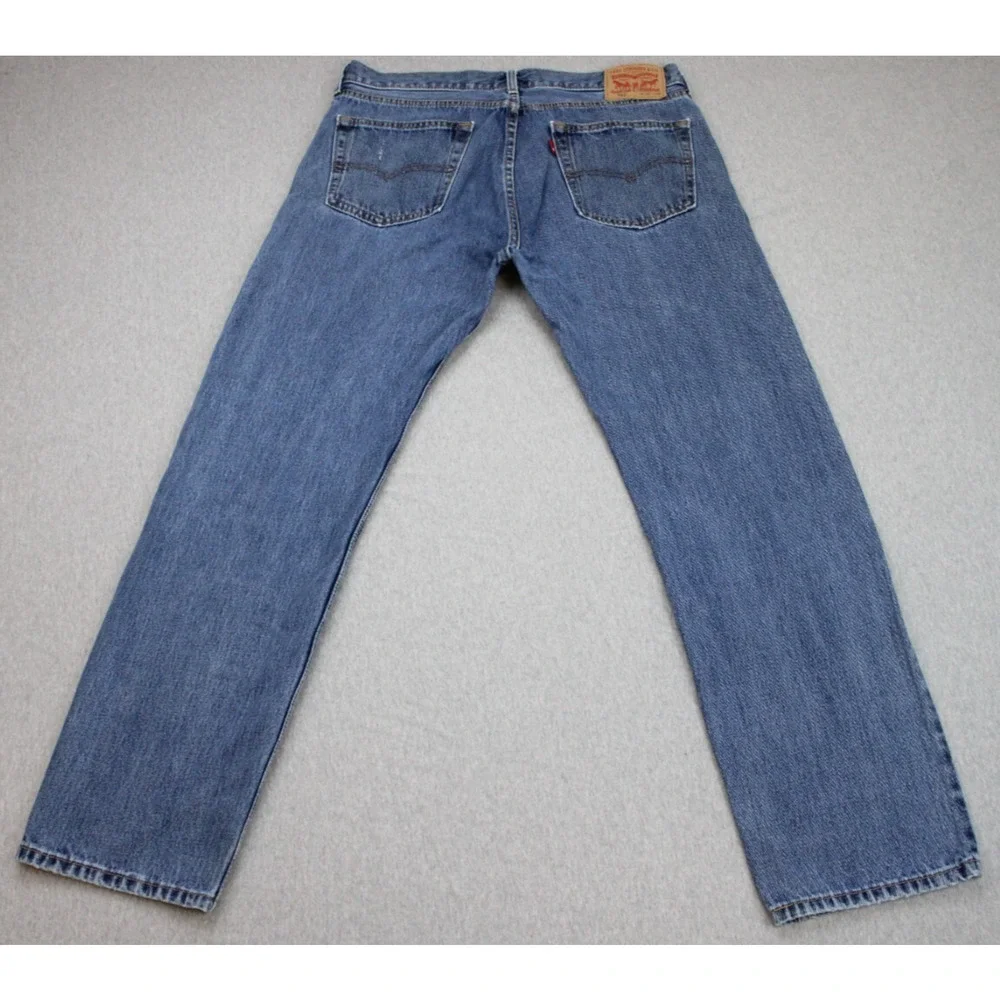 Levi's Jeans Mens 36x32 Blue 505 Straight Leg Medium Wash Classic Denim